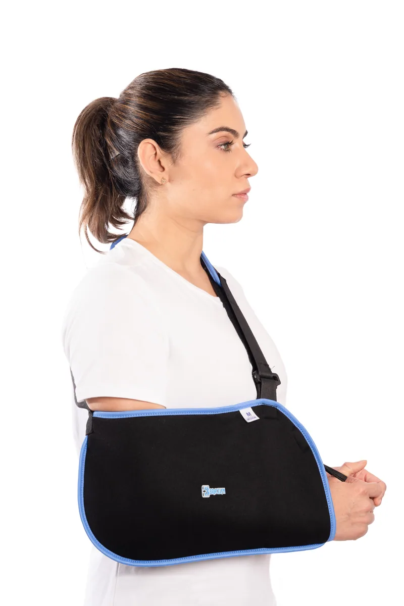 Pouch Arm Sling — view 3